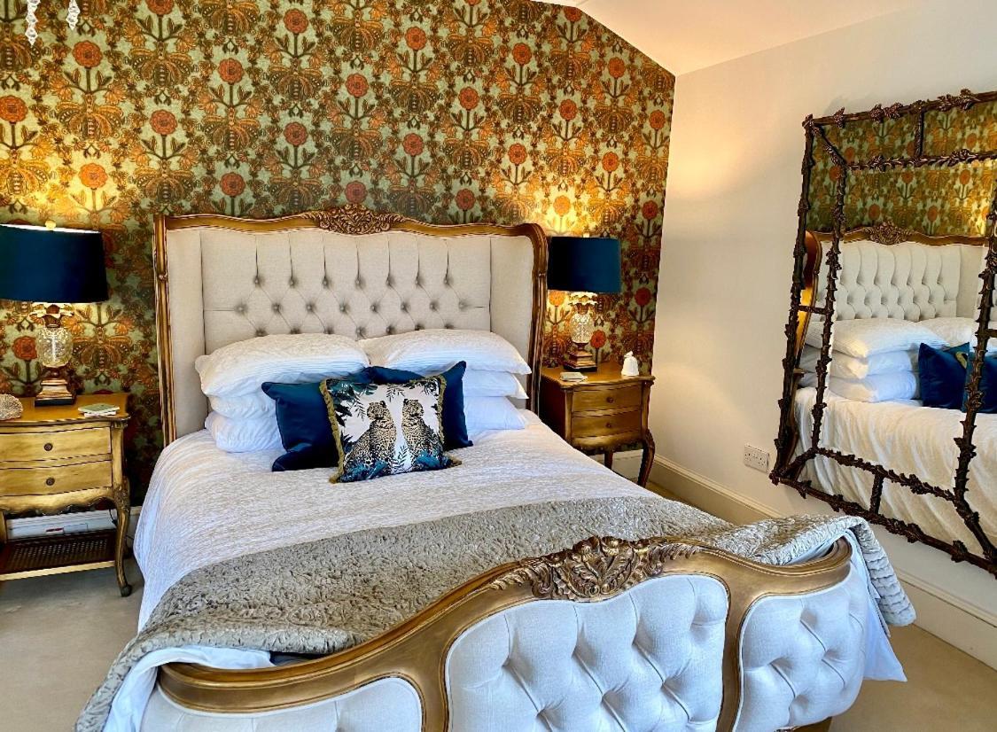 Private Room & Bathroom In Manor House Maybole Екстериор снимка