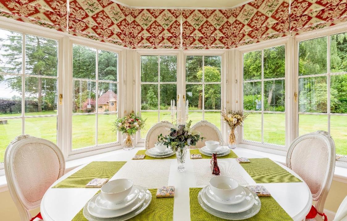 Private Room & Bathroom In Manor House Maybole Екстериор снимка